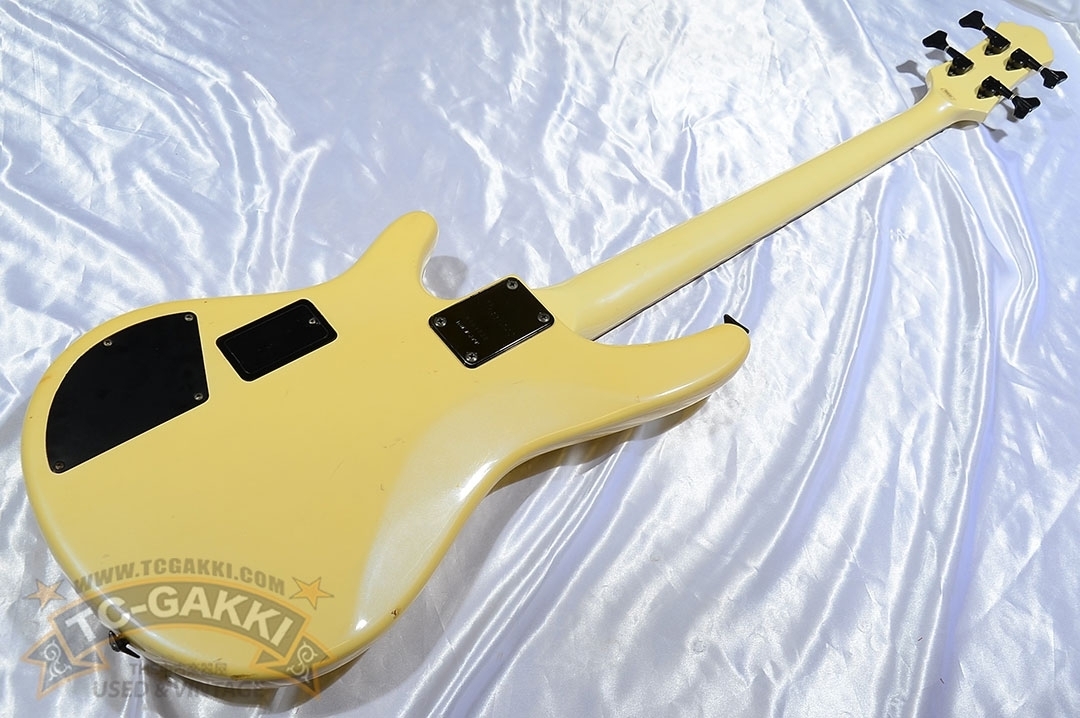 NBD... 33 Year Old Case Queen!