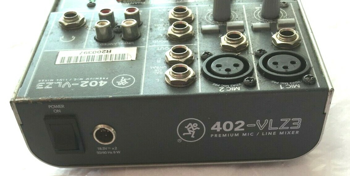 Mackie 402-VLZ3 ミキサー Amazon.com: Mackie 402-VLZ3 Premium 4-Channel Ultra-Compact
