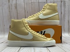 Nike Women s Blazer Mid 77 Vintage Tan Canvas Size 5 CZ1055-700