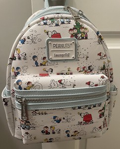 loungefly peanuts christmas