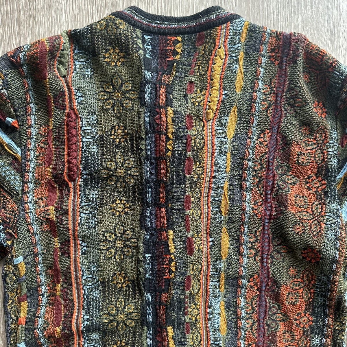 Vintage Coogi Sweater Cardigan 3D Knit Size Small Flower Vintage Coogi Sweater Cardigan 3D Knit Size Small Flower
