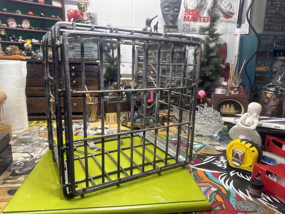 Vintage Hawthorn Mellody Wire Metal Dairy Milk Crate all metal - Image 4 of 4