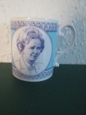 MARGARET THATCHER COMMEMORATE MUG
