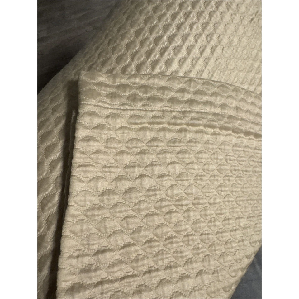 Matouk King Sz Beige Textured Pique Coverlet Egyptian Cotton - Image 3 of 4