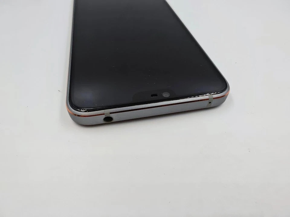 Nokia 7.1 32Gb/3GB Ram Smartphone - Non Funzionante, Per Parti O Riparazione - Immagine 4 di 4