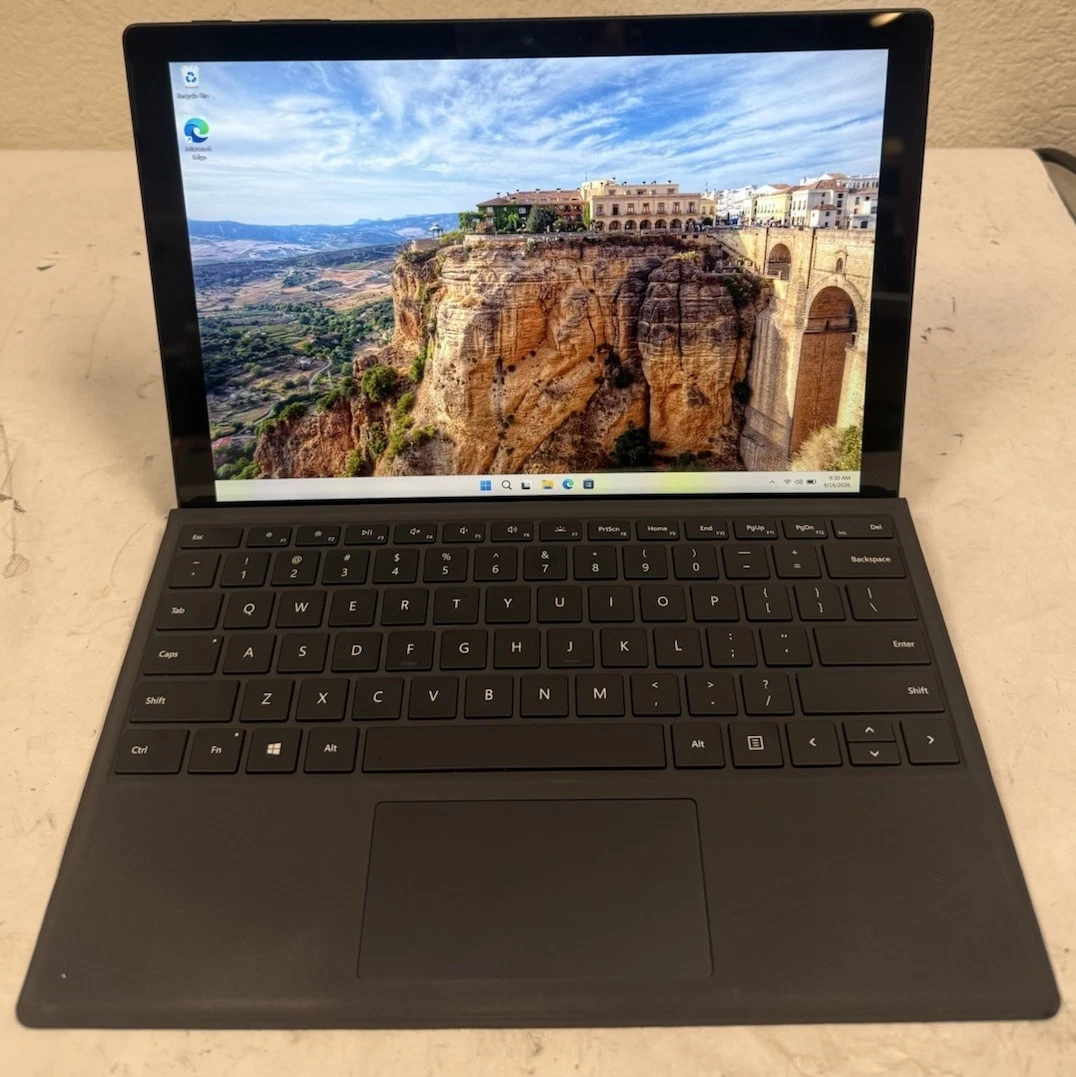 Microsoft Intel Core i5 8th Gen. 8 GB RAM PC Laptops & Netbooks