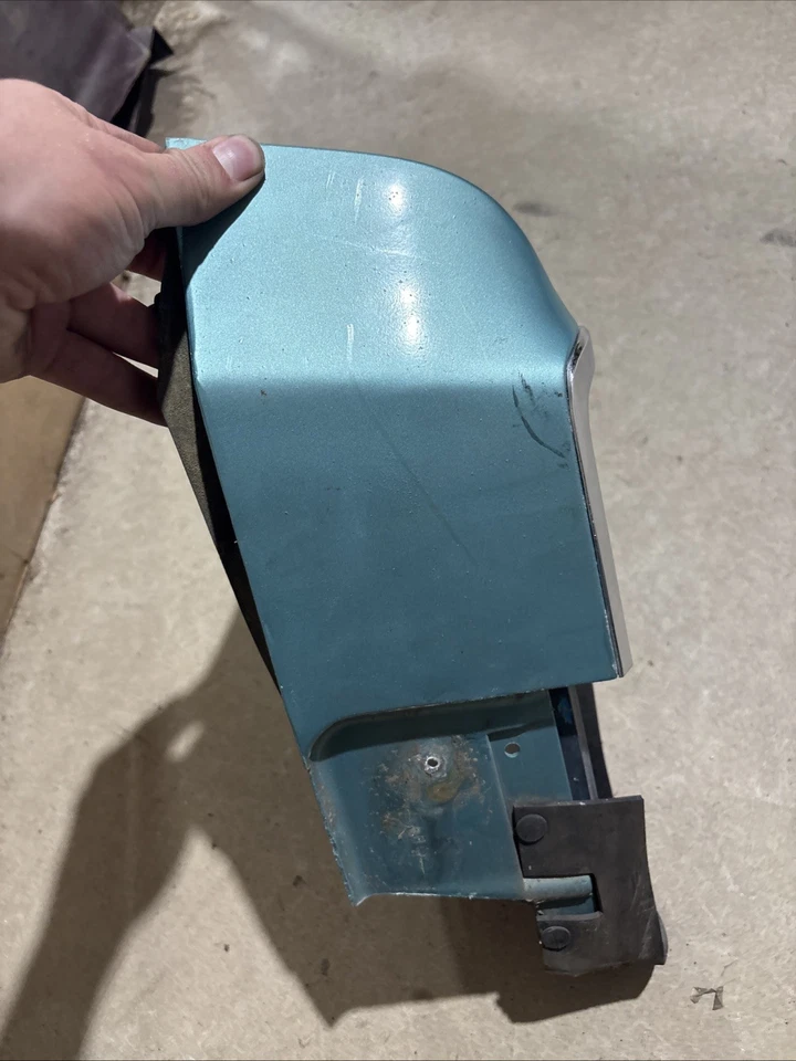 Conjunto de luz trasera izquierda Chevrolet Monte Carlo 1970 1971 1972 Foto 4 de 4