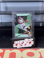 2021-22 Panini Illusions - Amazing Giannis Antetokounmpo #7 Emerald Bucks