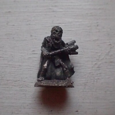 Citadel Warhammer Pre-Slotta C17 Skelett mit Doppelaxt Untote