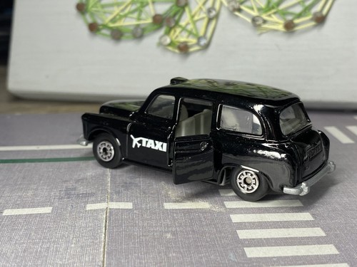 Matchbox FX4R London Cab taxi 1986, Superfast Car. Black - Picture 2 of 5