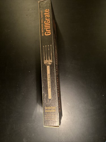 GrillGrates for Small Kamado Or Kettle BBQs w/ 14” dia. Set of 2 Interlocking - Picture 5 of 7