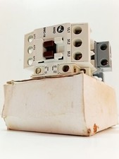 MAGNETIC CONTACTOR SMC-1811