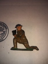Barclay Metal Toy Soldier Cameraman Kneeling Vintage Dimestore Antique Militaria