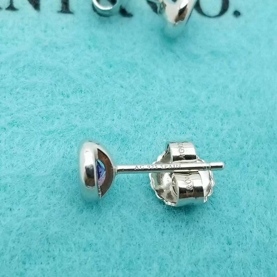 Aretes Tiffany & Co. Elsa Peretti color por yarda amatista Foto 3 de 4