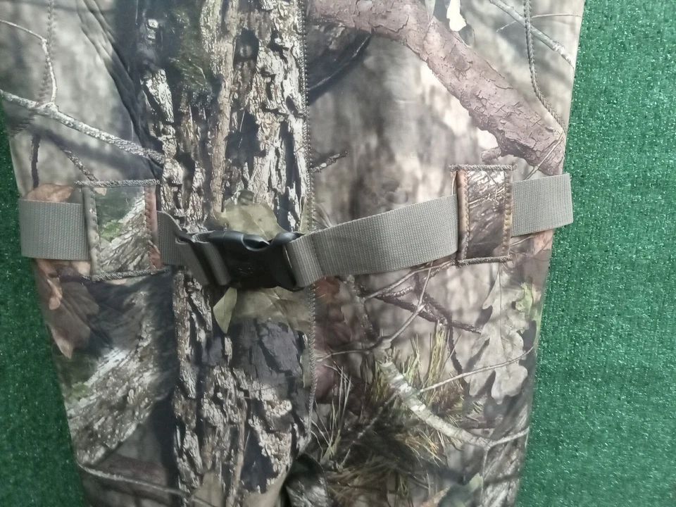 Game Winner Men TRKR-X 400 Waterproof Neoprene Chest Waders Insulated Bootfoot  - Image 3 of 4