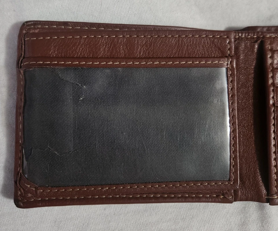 Timberland Brown Leather Wallet RFID Bifold Used - Image 2 of 4