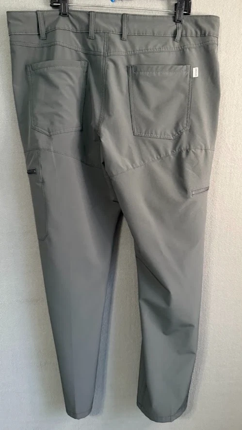 Pantalones cargo Magellan para hombre 40 grises elásticos rendimiento que absorben la humedad al aire libre Foto 2 de 4