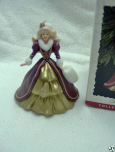 Hallmark Keepsake Ornament Holiday Barbie 1996 Mint - Picture 3 of 3