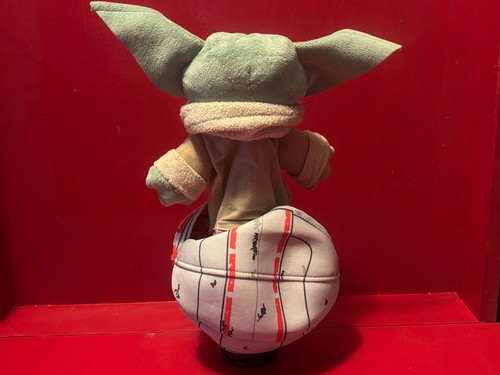 2021 Star Wars The Mandalorian Grogu Plush Hand Puppet 9" (Baby Yoda) - Picture 3 of 10