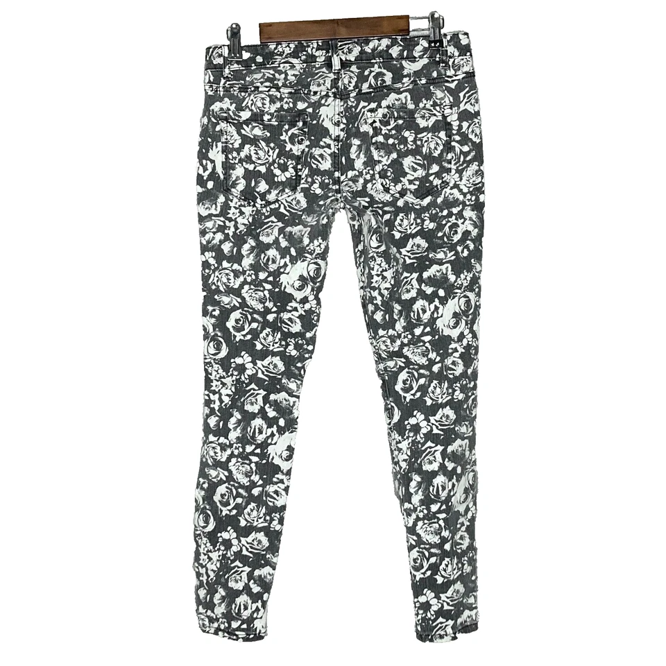 Forever 21 Mujer Floral Vaqueros Ajustados Talla 28 Elásticos tiro Medio Blanco Desteñido Negro Foto 3 de 4