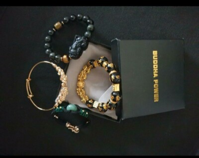 Buddha Power Konvolut Armbänder