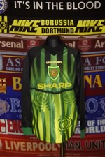 4/5 Manchester United boys LB 12-13 years 158cm 1997 gk football shirt