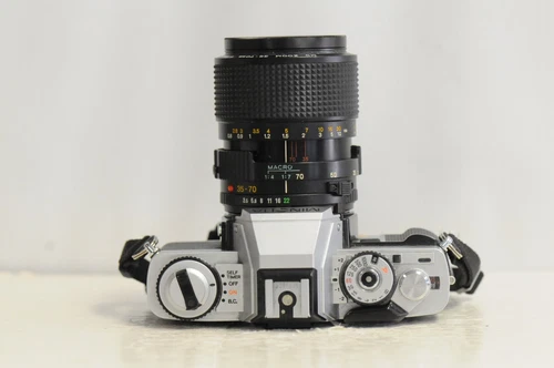 Minolta XG-1 with MD 35-70mm F3.5 Zoom Lens, Filter and Strap