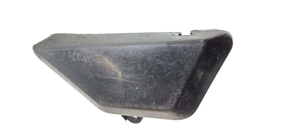 Cubierta lateral derecha YAMAHA DT100 DT175 DT1C 72-76 Foto 3 de 4