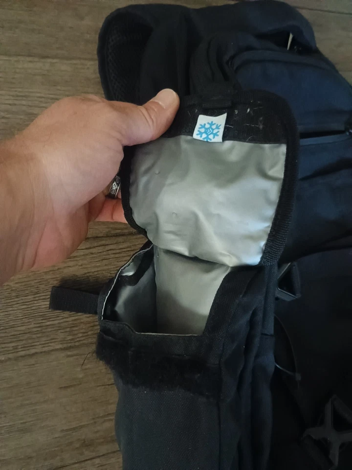 Mochila inferior de cuero con varios bolsillos Outdoor Products Foto 4 de 4