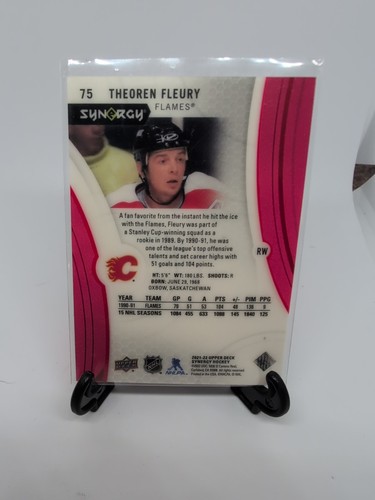 2021-22 Upper Deck Synergy - Legends Theoren Fleury #75 Red - Picture 2 of 10