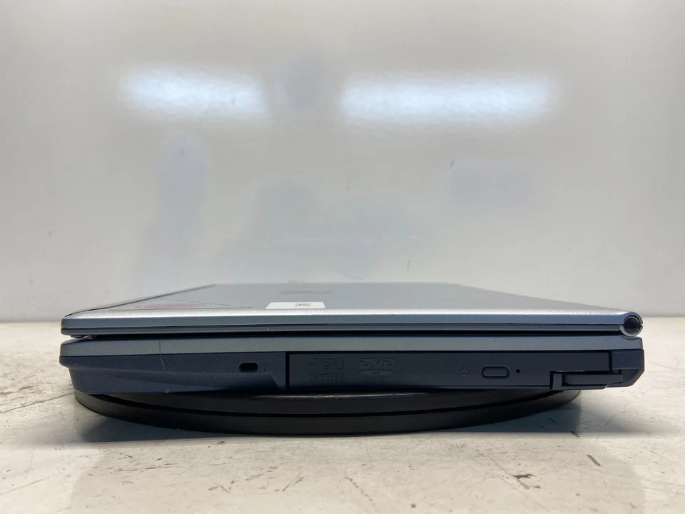 Fujitsu LifeBook Serie S Intel Pentium M 1,4 GHz 1 GB SIN DISCO DURO Foto 4 de 4