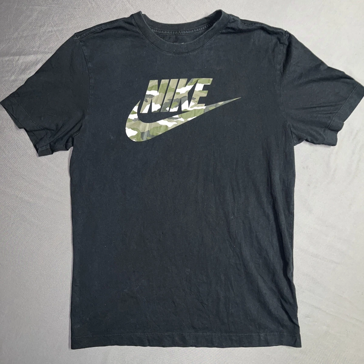 Nike sportswear sale camo t shirt