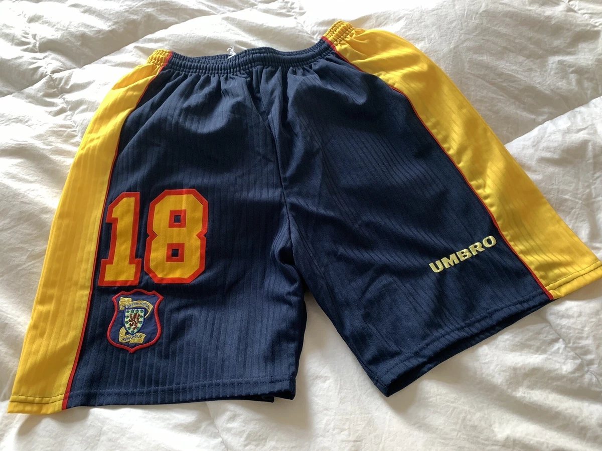 Short Umbro équipe Nationale Du Pays De Galles – 1995-1997 – Rare – Taille L