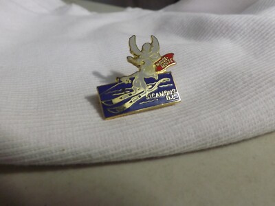 Moose Mouse Water Skiing Sicamous B.C. Canadian Lapel Hat Pin