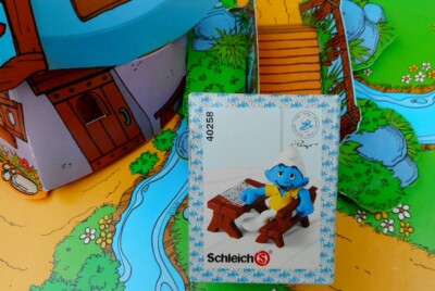40258 box smurf schoolboy talkative smurf school puffoi smurf smurf smurfs box