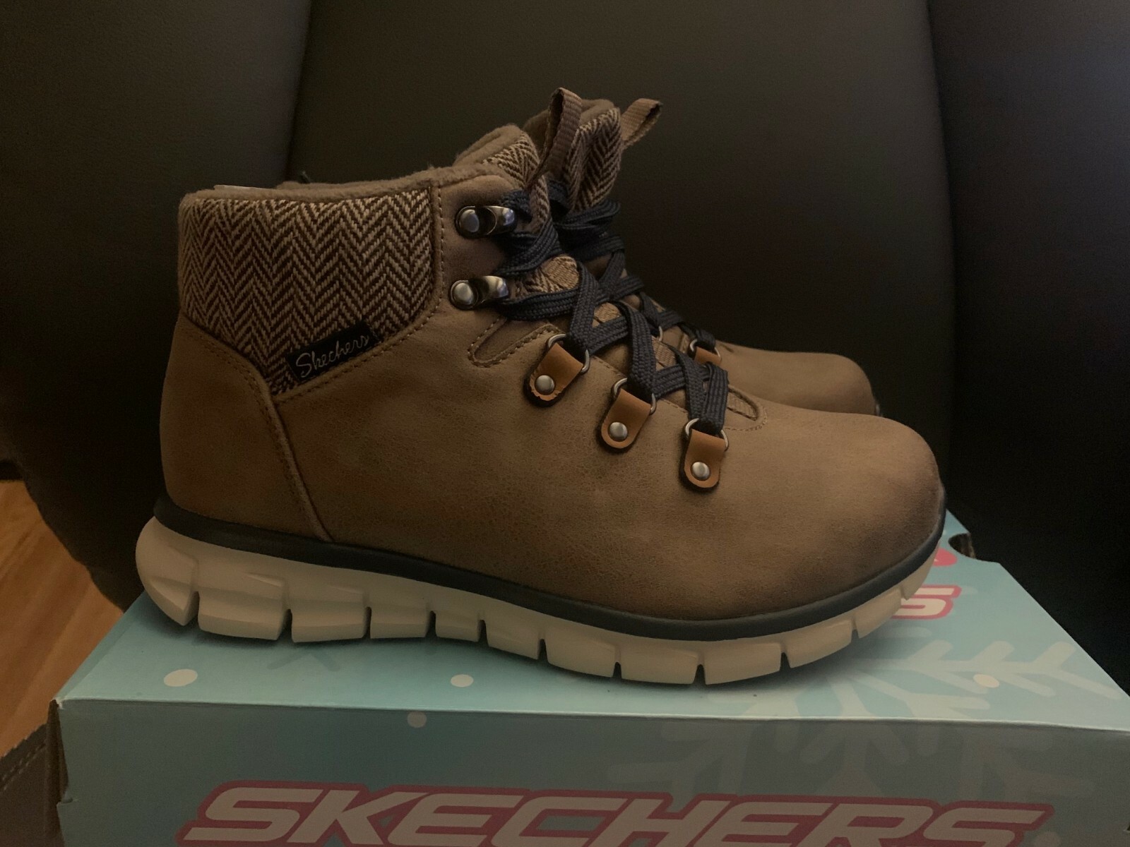 women's skechers synergy mountain dreamer boot stores