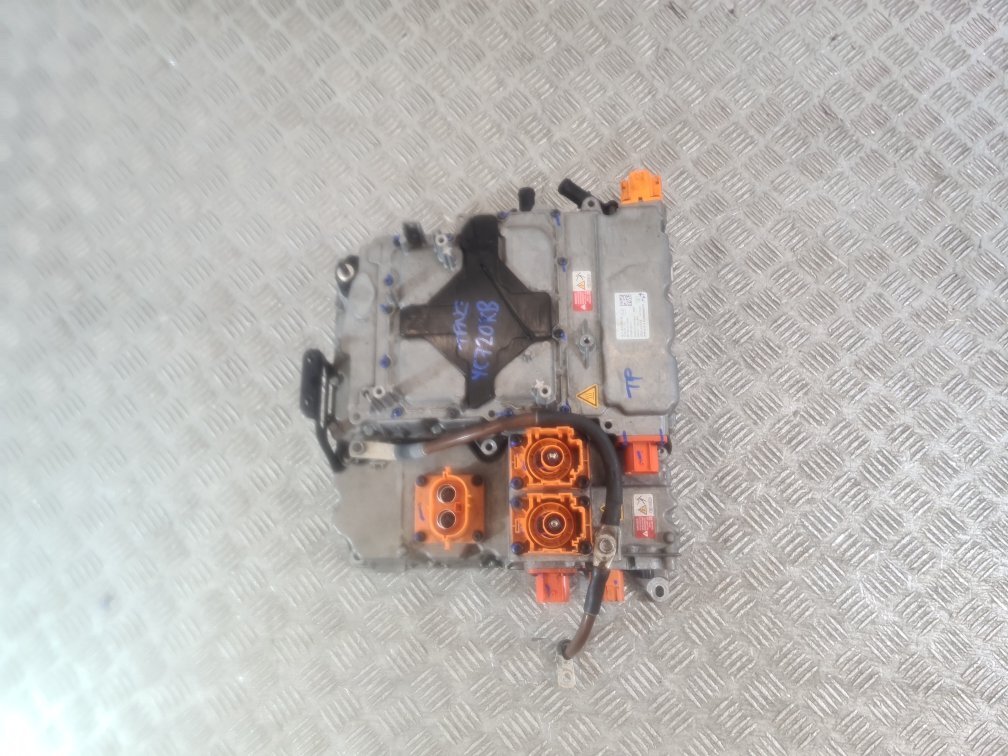 2022 PORSCHE TAYCAN 4S VOLTAGE INVERTER CONVERTER 9J1915539DQ