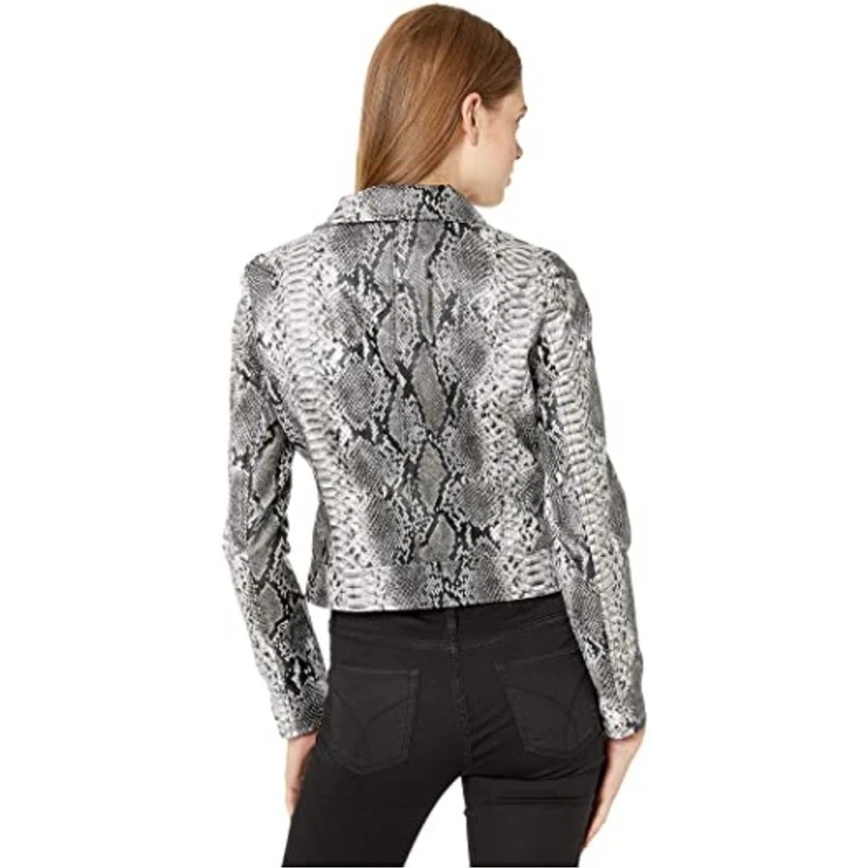 Chaqueta de moto de piel de serpiente sintética BLANK NYC talla S Foto 3 de 4