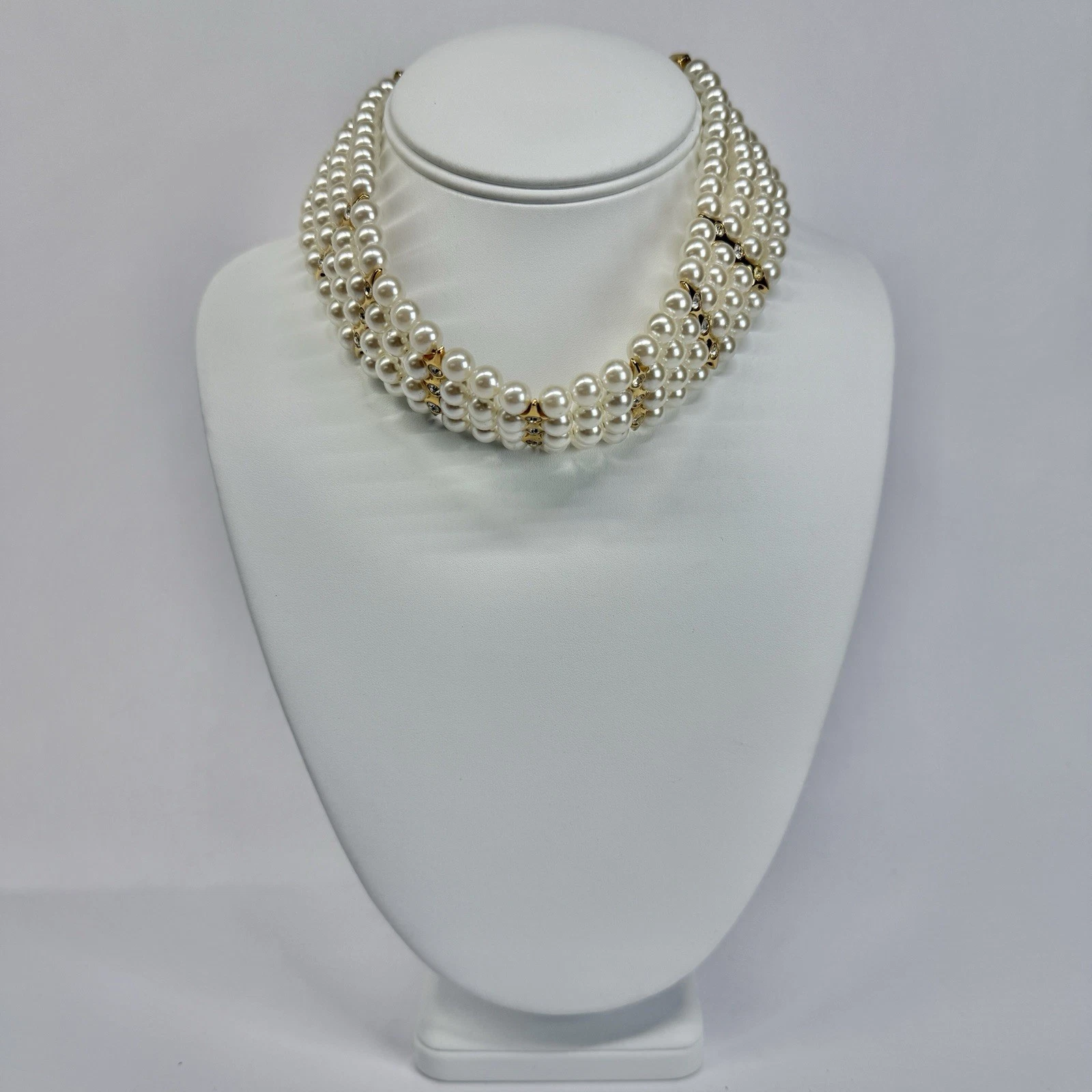 NAPIER Faux Pearl 4-Strand Faux Pearl Gold Tone Vintage Necklace Jewelry N482