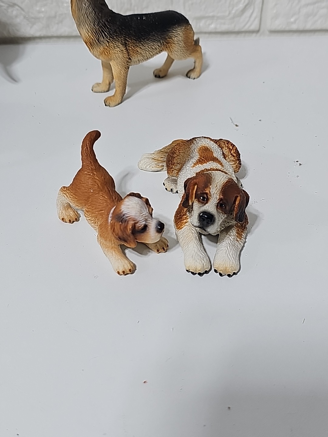 Schleich Germany Lot Of 9 Animal Figures African Elephants, Turtle, Dogs, Bull