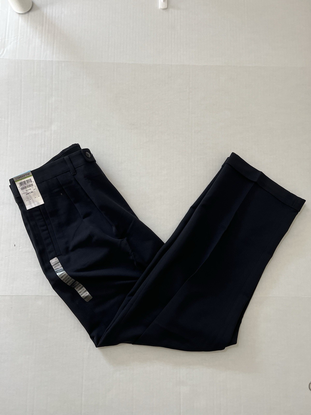 Claiborne Men’s 36x30 Black Stretch Double Pleated Front Cuffed Dress Pants NWT