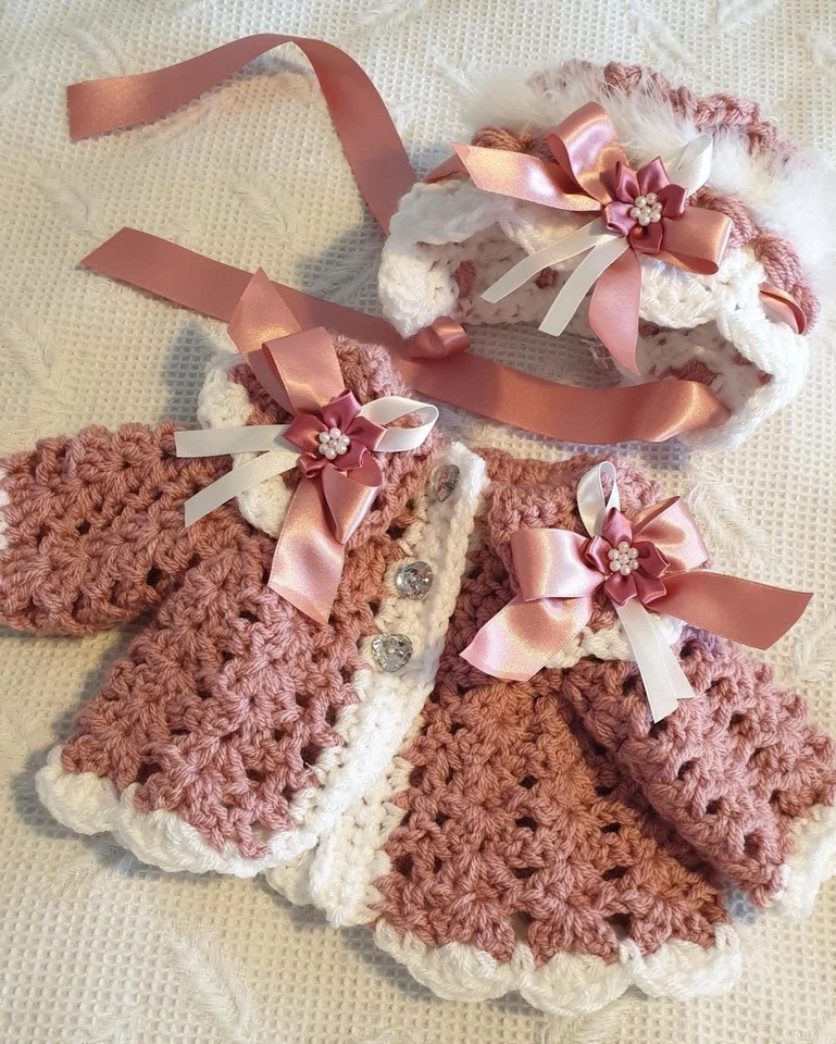 HAND KNITTED handgehäkelte Baby Strickjacken 0-3