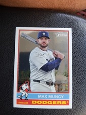 2025 Topps Heritage - Max Muncy #359 Chrome