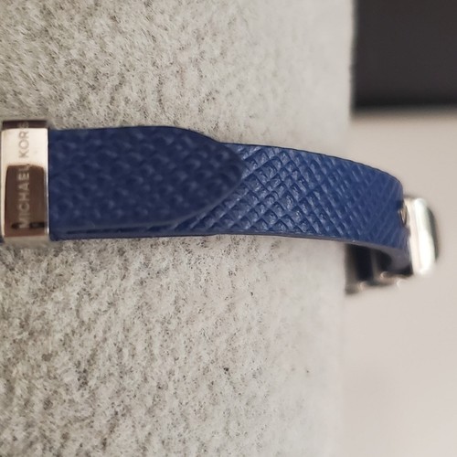 MICHAEL KORS Thin Blue Leather Stainless Steel Pyramid Stud Buckle Bracelet - Picture 3 of 10