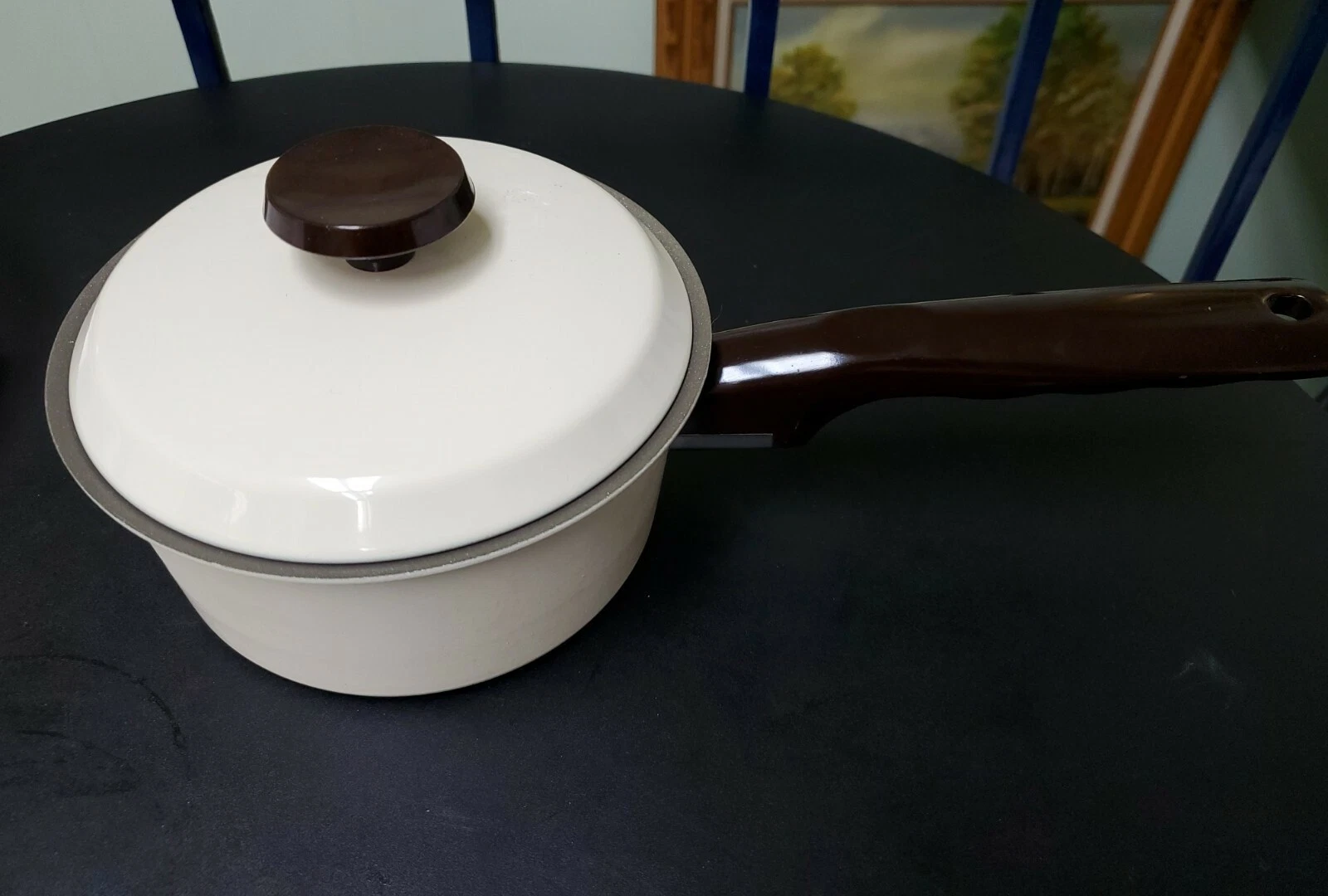 NEW!! West Bend 1 Qt beige Gravy Sauce Pan Cookware