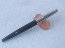  Vintage Authentic 1960s'  Parker Eversharp Silver Cap Fountain Pen USA (#72)