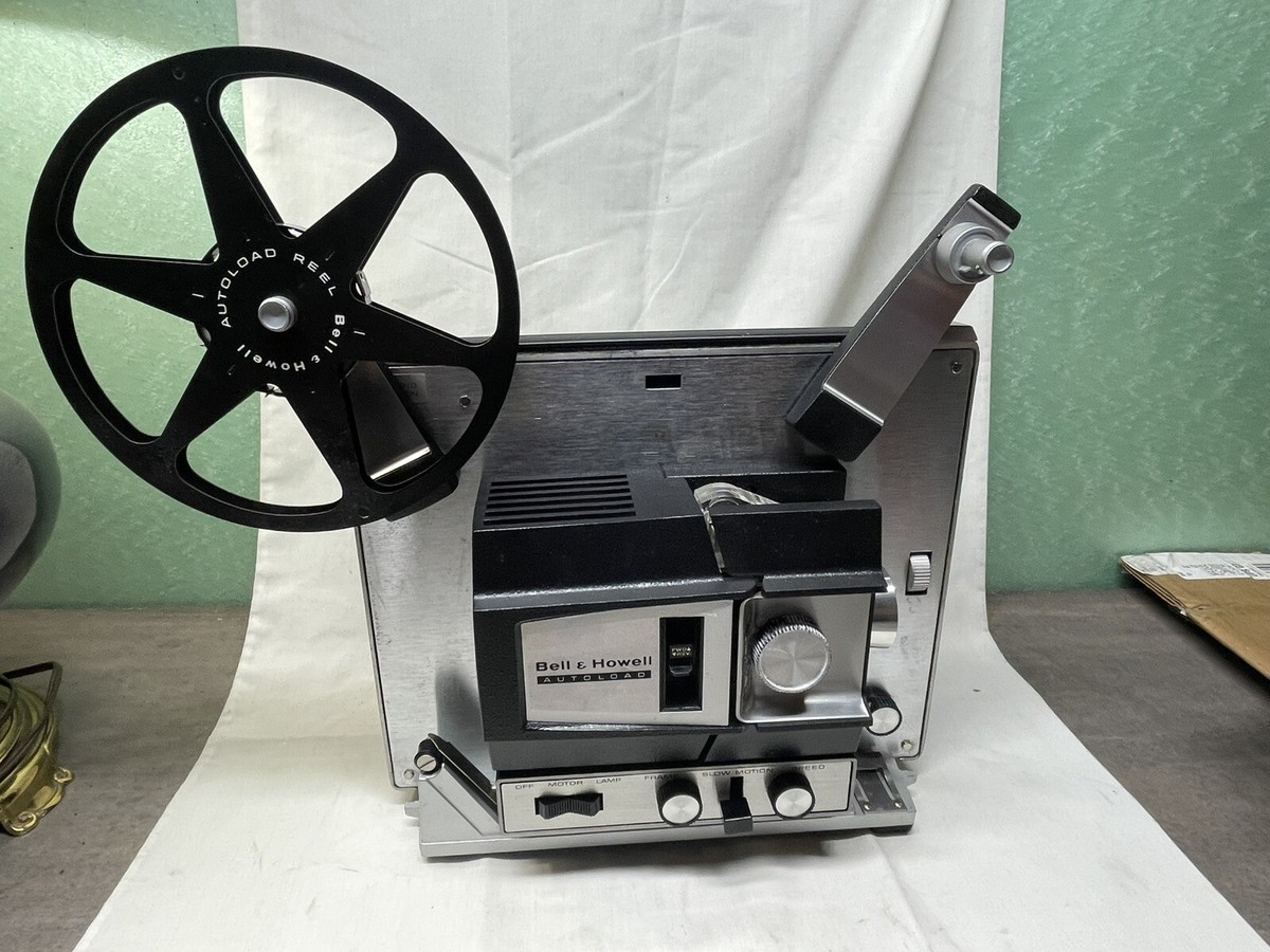 And Howell Movie Projector 8mm Vintage Bell Howell 483A Autoload