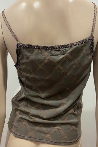 Camisa Top VOYAGE INVEST IN THE ORIGINAL Marrón Taupe Sin Mangas Cruz Crisis S - Imagen 6 de 8