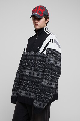 Balenciaga Sporty Hybrid B Embroidered Logo Techno Track Jacquard