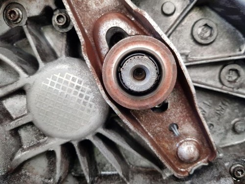 2006-2009 MK2 1P SEAT LEON GEARBOX JHV 1.6 PETROL BSE 5 SPEED MANUAL - Picture 4 of 12